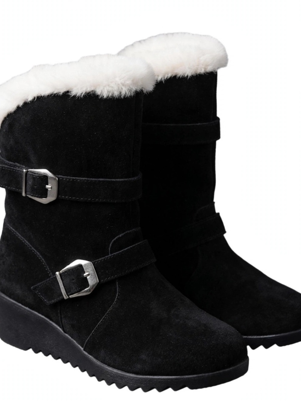 NWOT Cozy Black Faux-Fur Boots Size 7